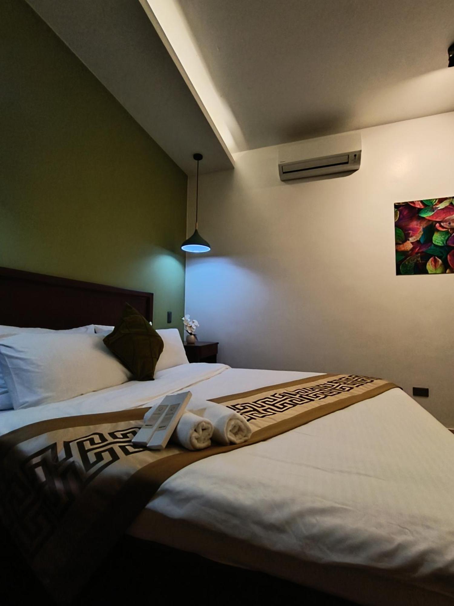 Hotel Plato De Ciudad II à Caticlan Extérieur photo