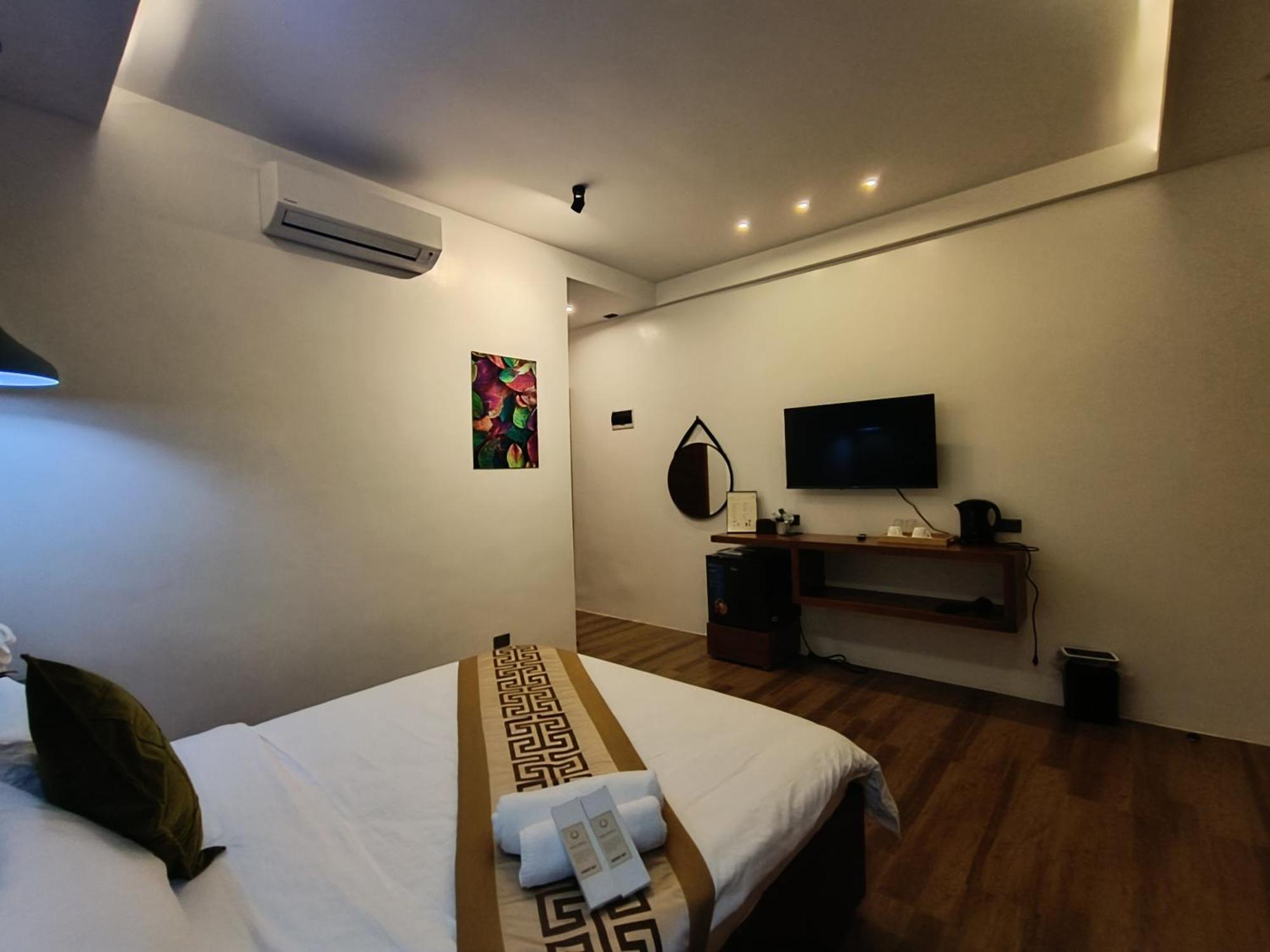 Hotel Plato De Ciudad II à Caticlan Extérieur photo