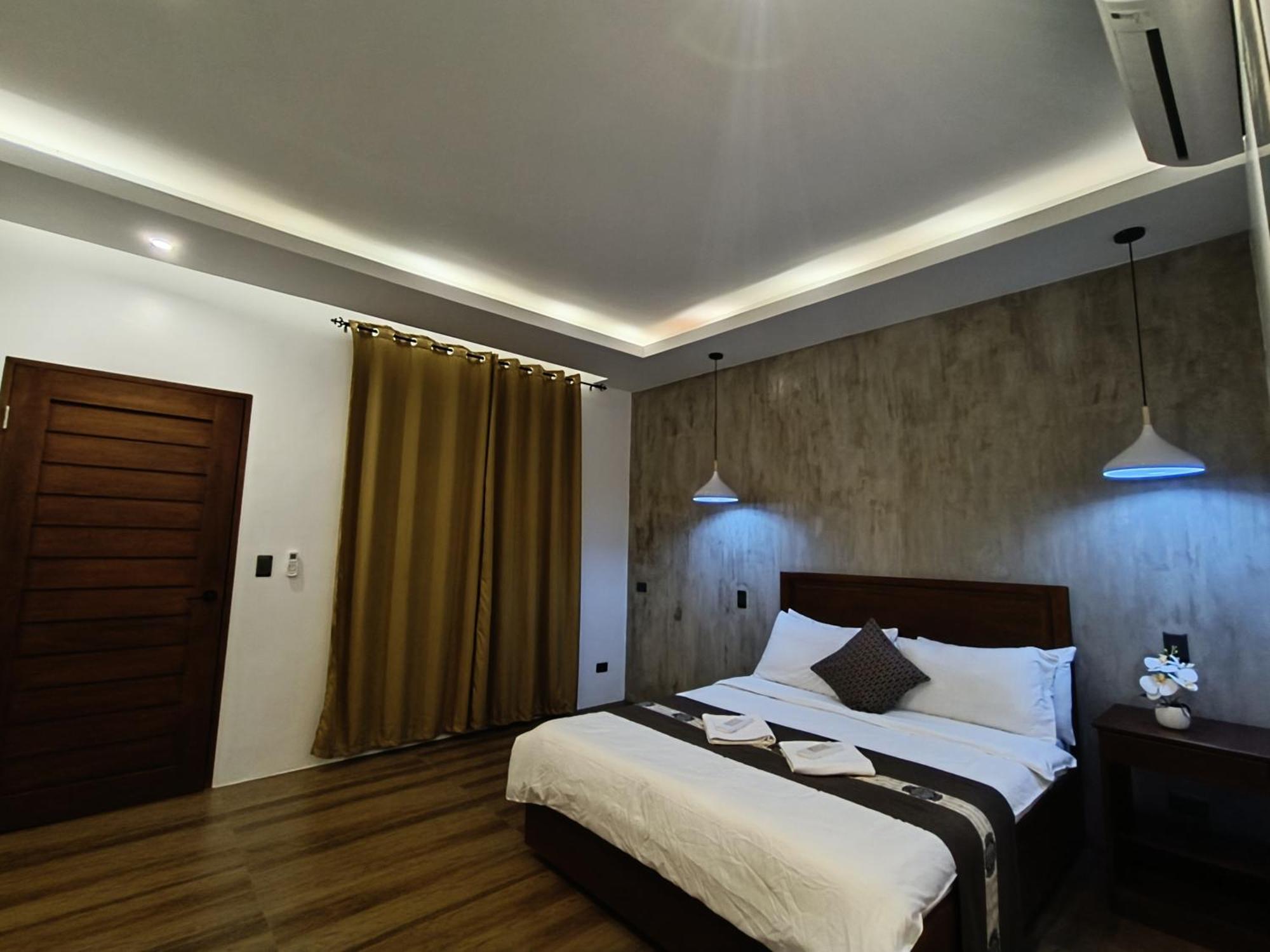Hotel Plato De Ciudad II à Caticlan Extérieur photo
