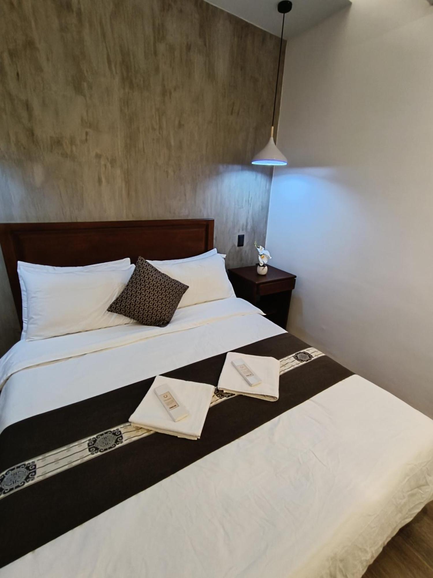 Hotel Plato De Ciudad II à Caticlan Extérieur photo